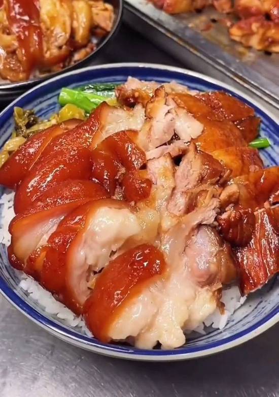 「猪脚拼猪腩 」Pork Knuckle & Pork Belly Rice